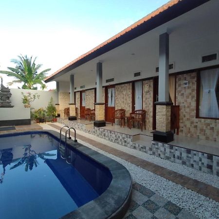 Gedhong Hostel Batununggul Ngoại thất bức ảnh