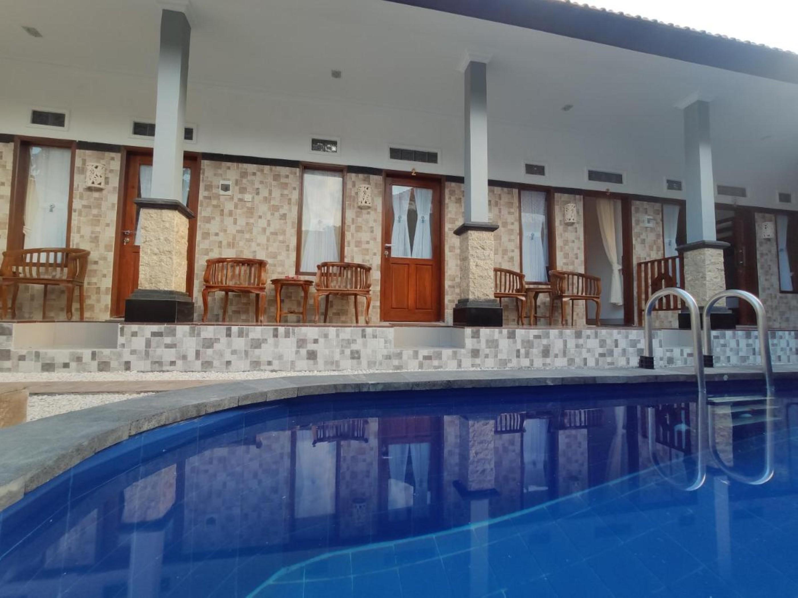 Gedhong Hostel Batununggul Ngoại thất bức ảnh